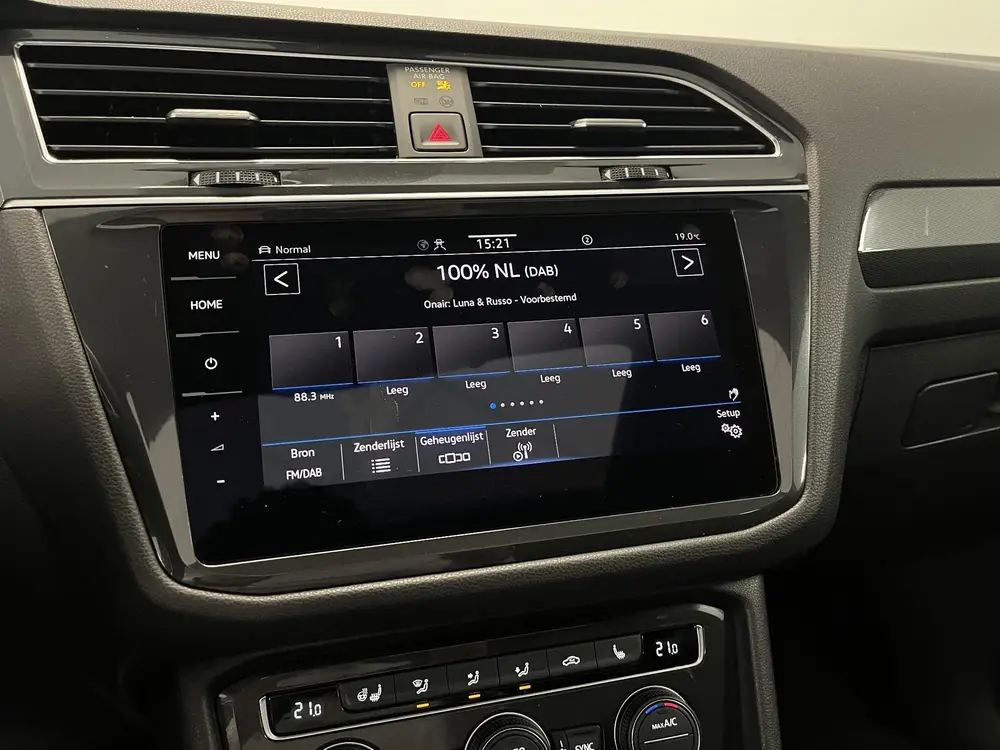 Volkswagen Tiguan Allspace 1.5 TSI R-line Black Style | PANO uit 2021, foto 10