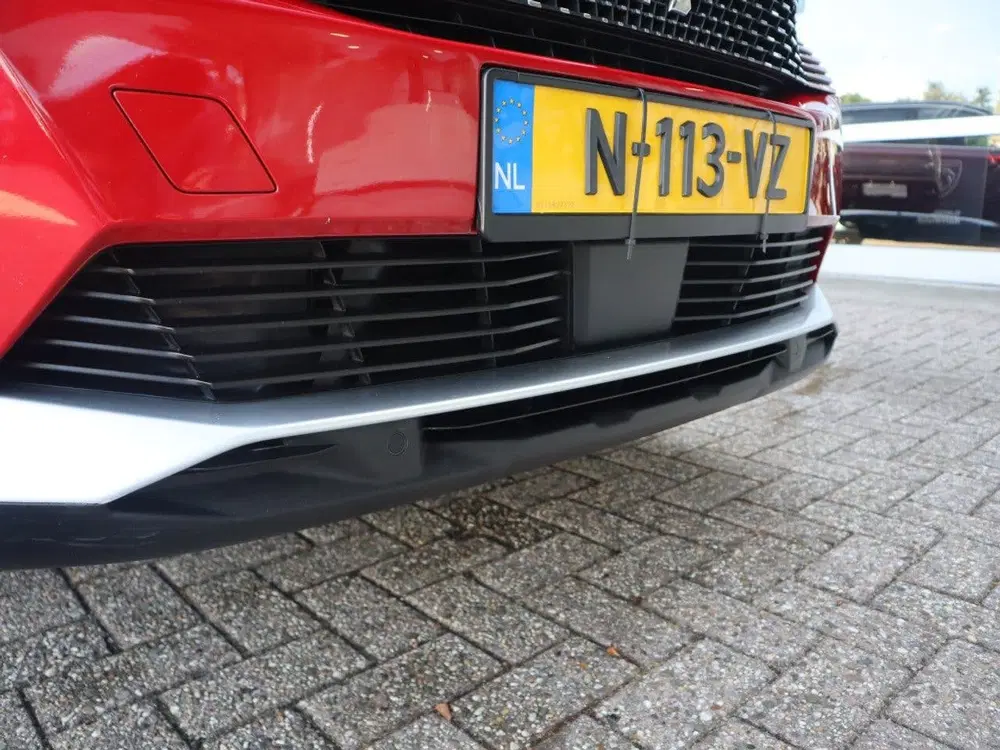 Peugeot 5008 SUV GT PureTech 130pk EAT8 Automaat uit 2022, foto 20