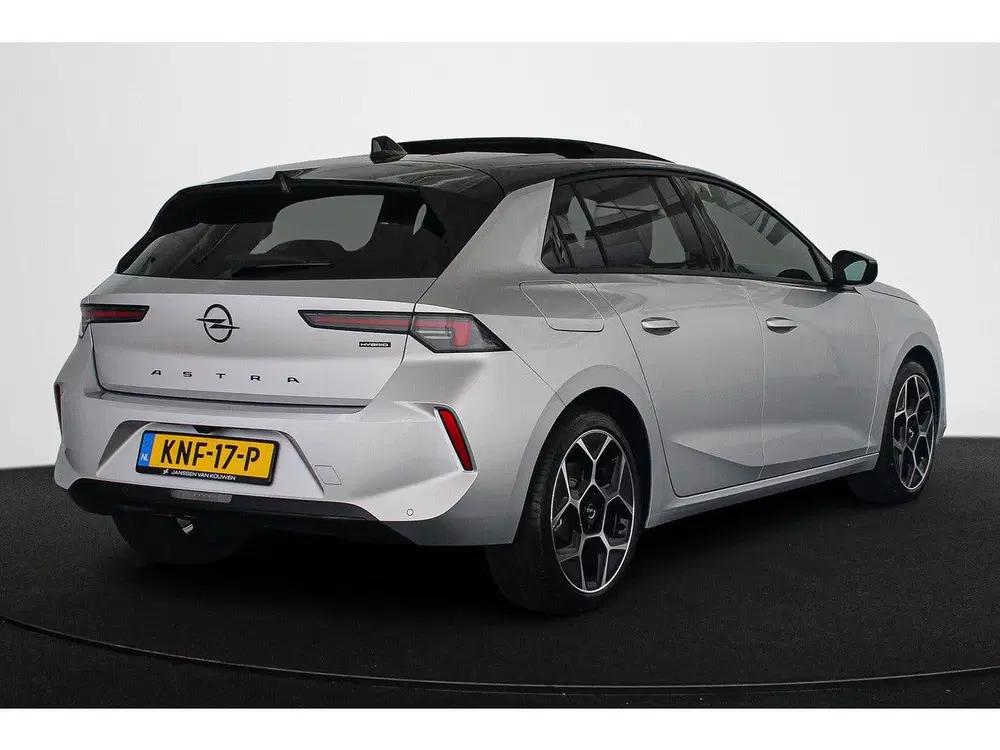 Opel Astra 1.6 Turbo Plug In Hybrid Ultimate Facelift uit 2026, foto 3