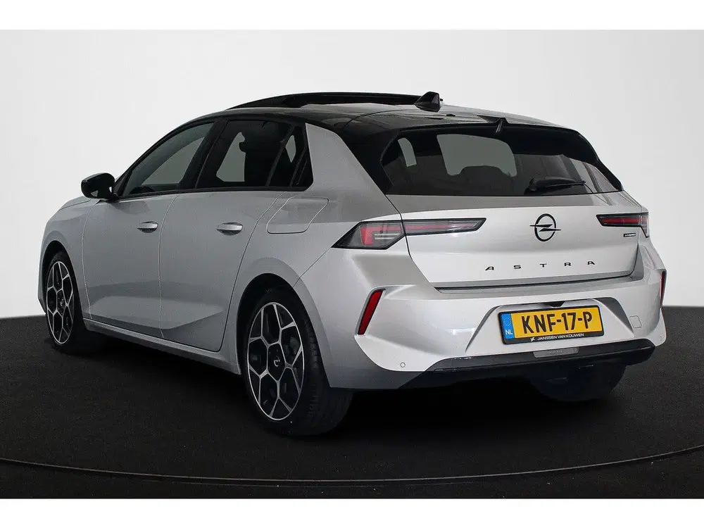 Opel Astra 1.6 Turbo Plug In Hybrid Ultimate Facelift uit 2026, foto 4