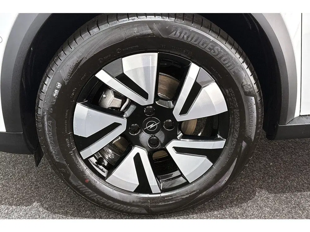 Opel Frontera 1.2 Turbo Hybrid GS Stoel-Stuur-Voorruitve uit 2026, foto 18