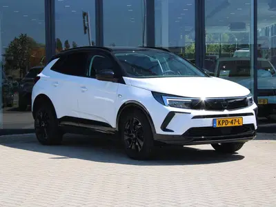 Opel Grandland 1.2 Turbo Edition uit 2024
