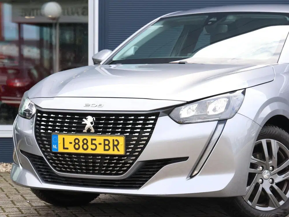 Peugeot 208 1.2 PureTech Active Pack LED uit 2021, foto 5