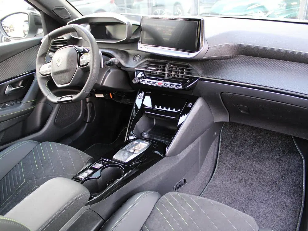Peugeot 2008 1.2 Hybrid 145 GT VOORRAAD KORTING (bj 202 uit 2026, foto 3