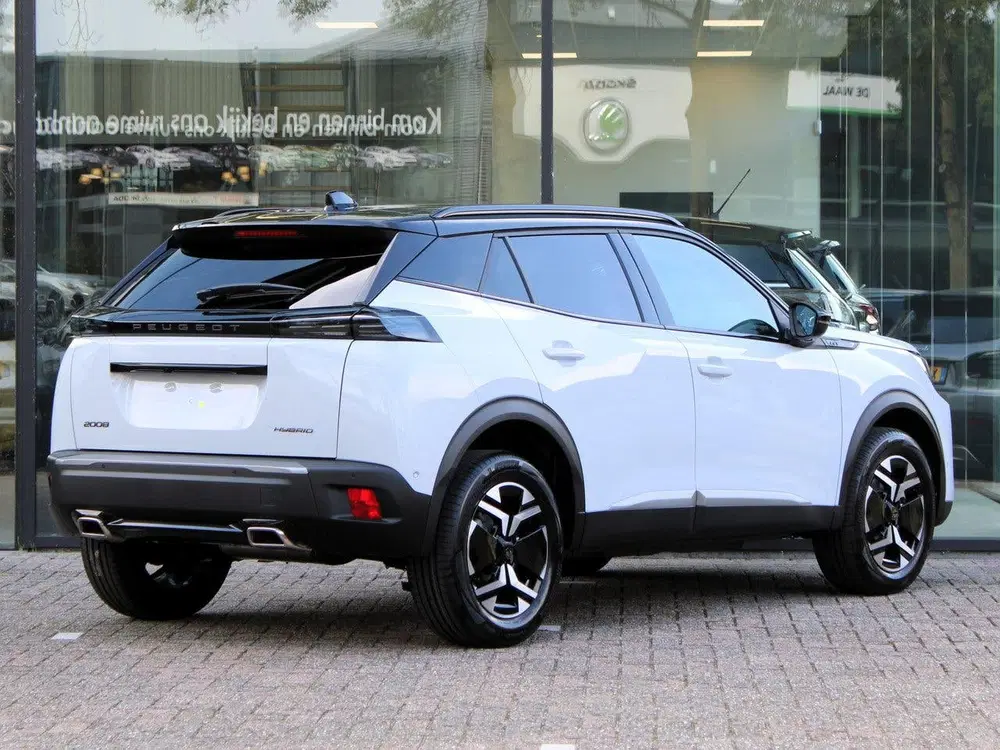 Peugeot 2008 1.2 Hybrid 145 GT VOORRAAD KORTING (bj 202 uit 2026, foto 4
