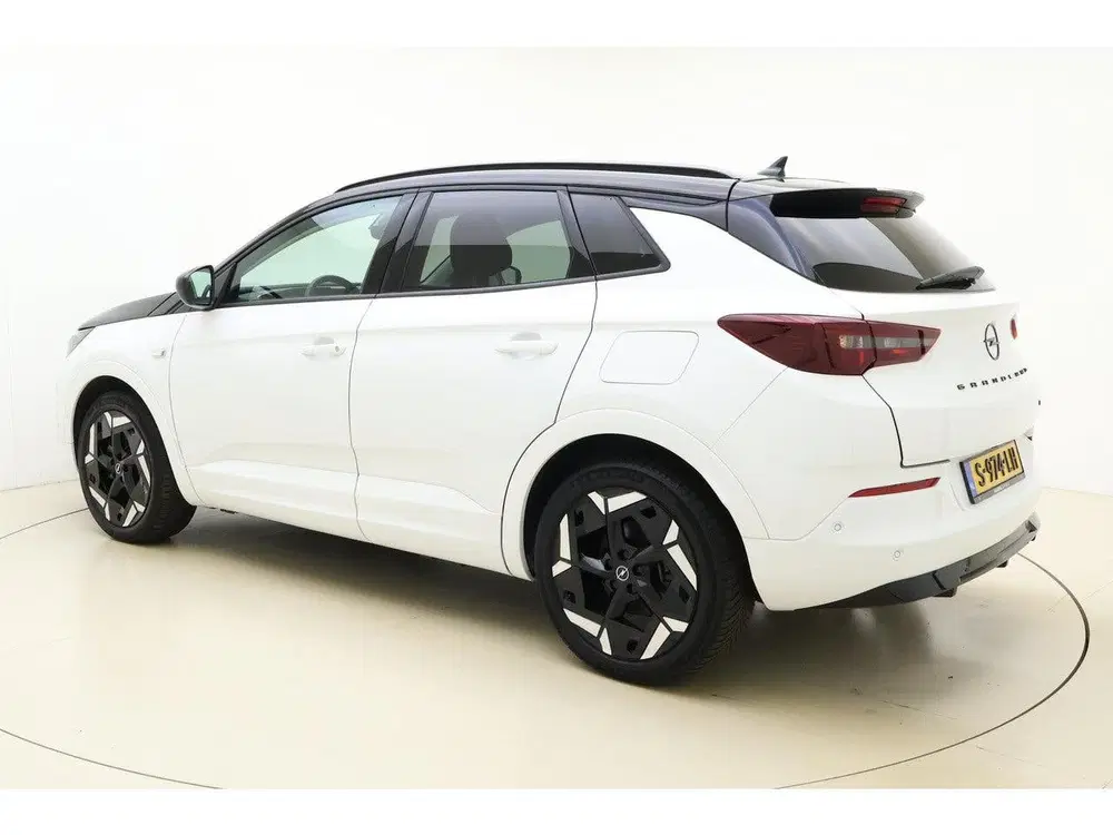 Opel Grandland 1.6 Turbo Plug-In Hybrid 300pk 4x4 GSe uit 2023, foto 4