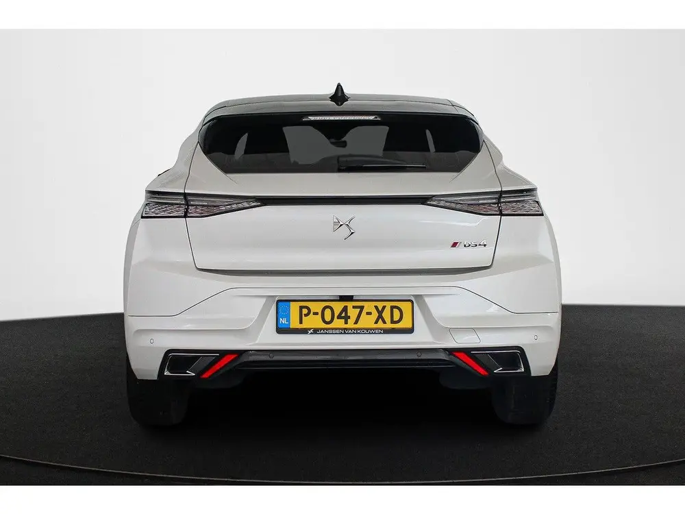 DS Automobiles DS 4 DS DS 4 1.2 PureTech Performance Line Auto uit 2022, foto 14