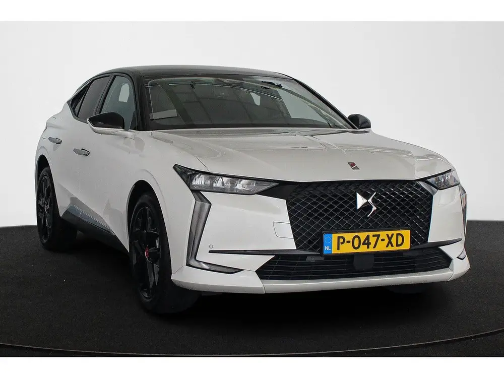 DS Automobiles DS 4 DS DS 4 1.2 PureTech Performance Line Auto uit 2022, foto 2