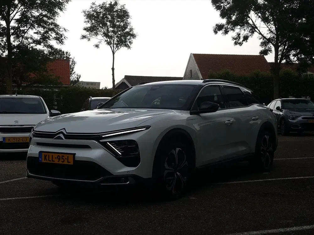 Citroën C5 X 1.2-130pk AUTOMAAT EAT8 Shine uit 2022, foto 6