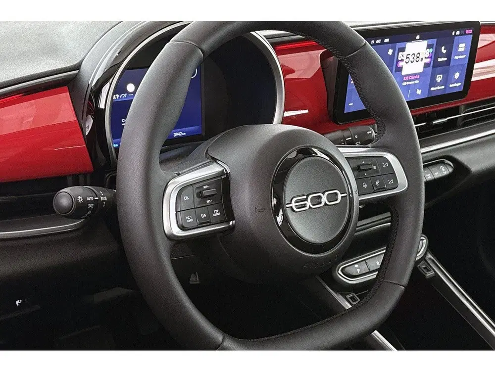 Fiat 600e Urban 54 kWh SOH 97% Pack Style Apple CarP uit 2025, foto 12