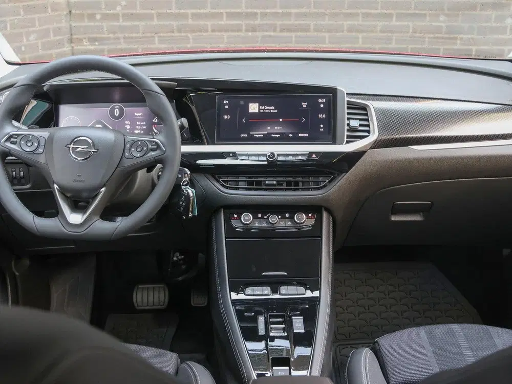 Opel Grandland GS Line 130pk Automaat uit 2024, foto 10