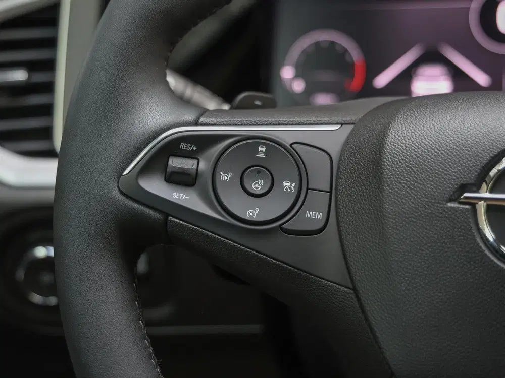 Opel Grandland GS Line 130pk Automaat uit 2024, foto 20