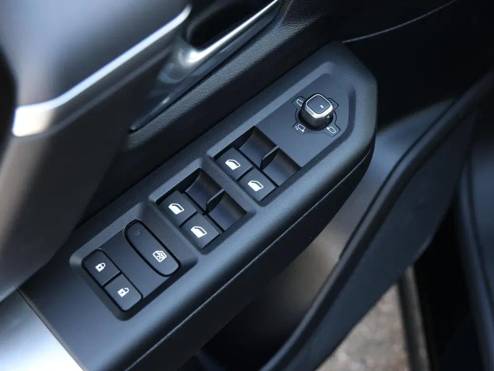 Jeep Compass 1.2 e-Hybrid First Edition uit 2026, foto 16