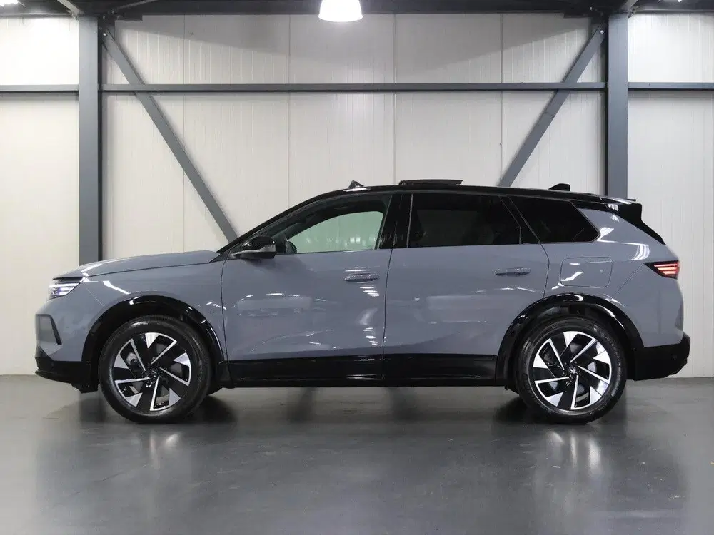 Opel Grandland 1.6 Turbo 195PK Plug-in-Hybrid GS uit 2025, foto 2