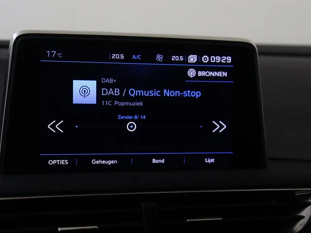 Peugeot 5008 1.2 PureTech GT-Line Avantage uit 2021, foto 18