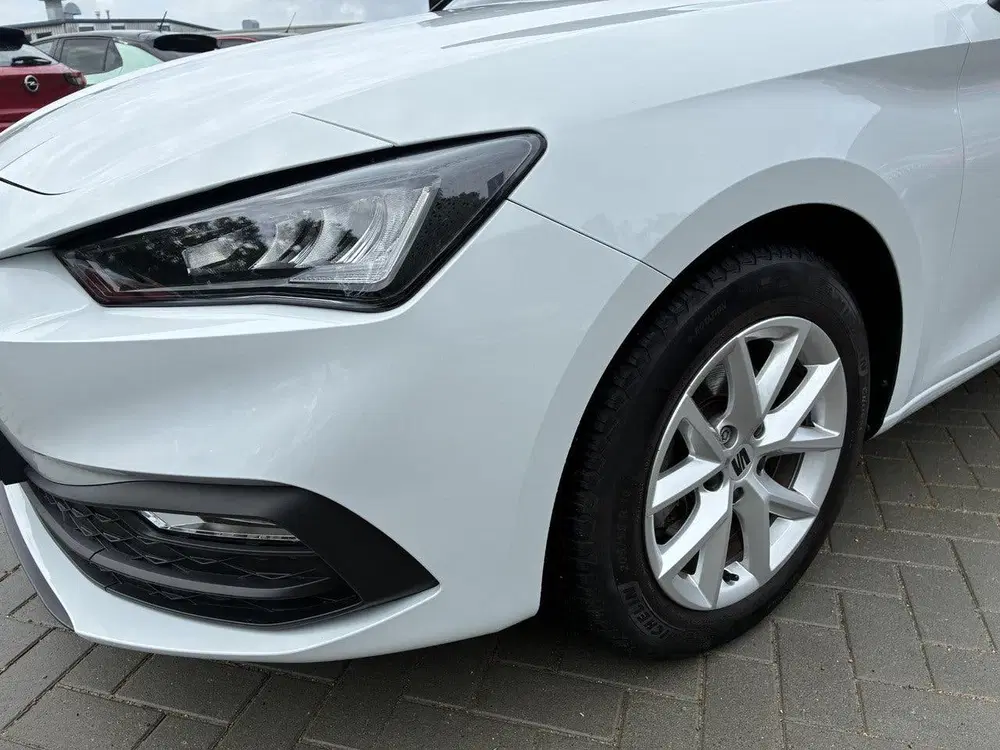 SEAT Leon 1.0 TSI Reference 5 Deurs uit 2022, foto 17