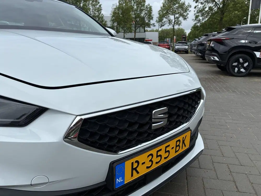 SEAT Leon 1.0 TSI Reference 5 Deurs uit 2022, foto 18