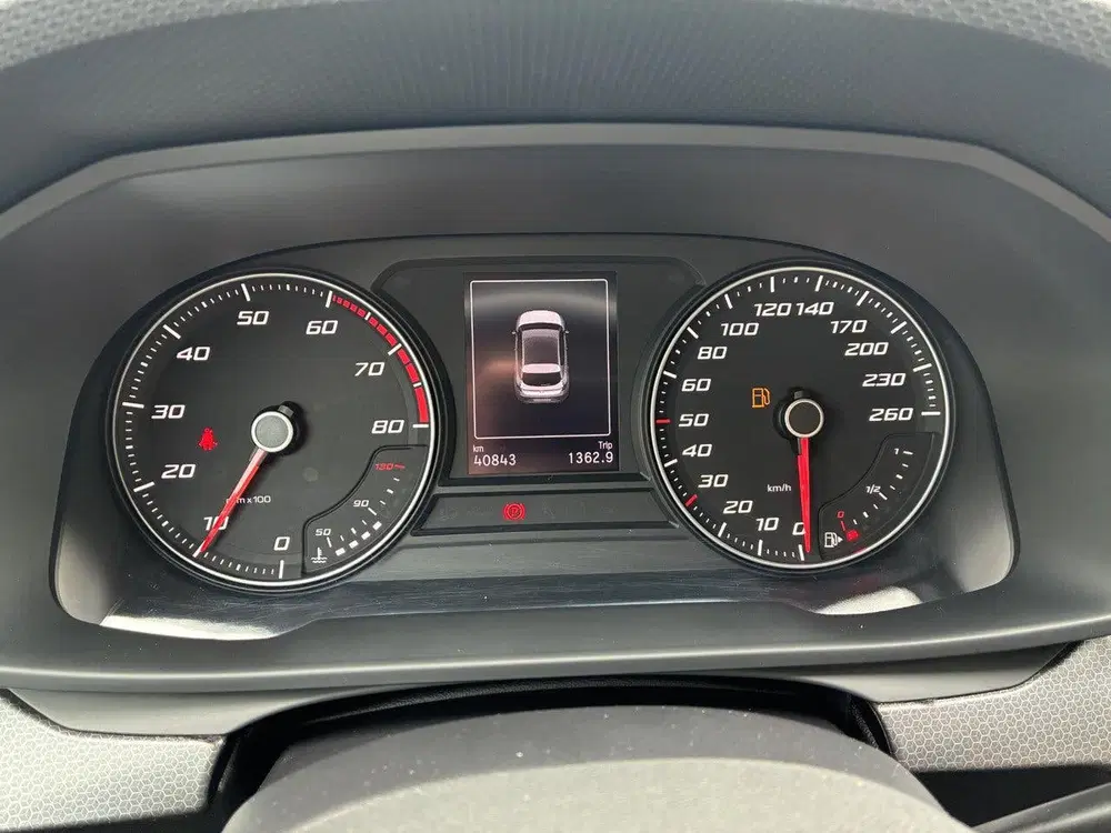SEAT Leon 1.0 TSI Reference 5 Deurs uit 2022, foto 7
