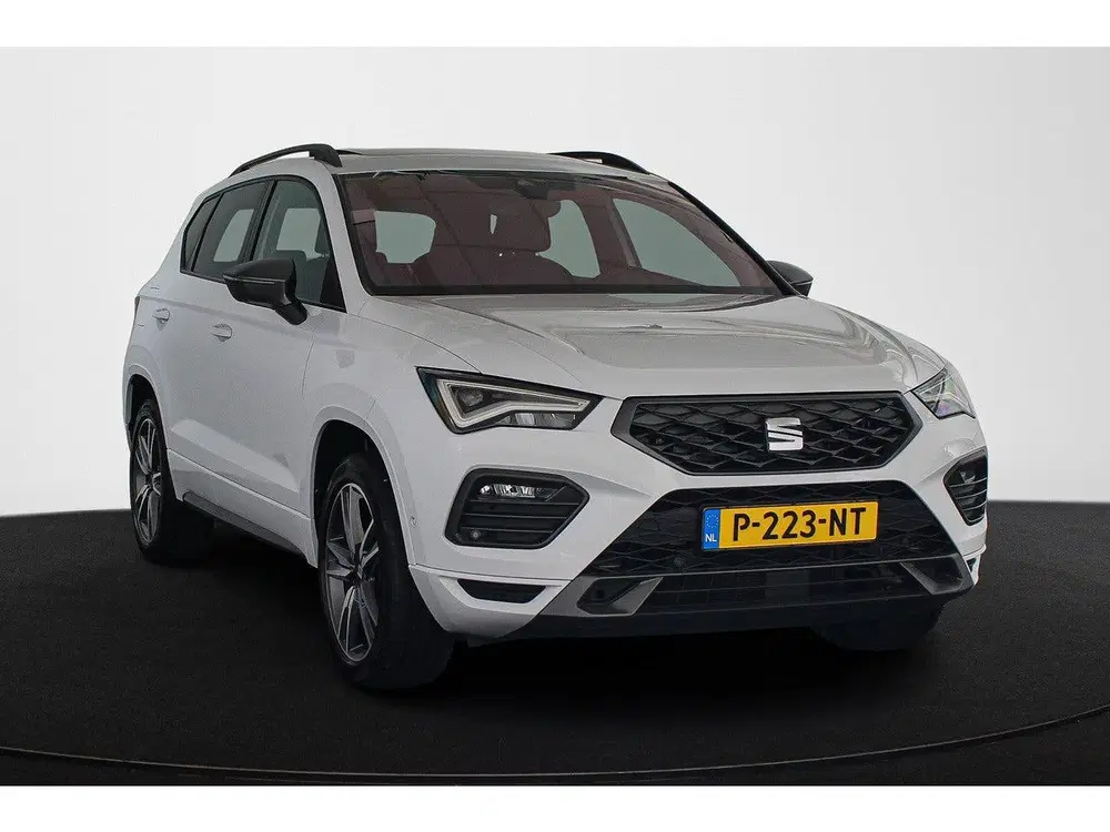 SEAT Ateca 1.5 TSI FR Business Intense Automaat Trekh uit 2022, foto 2