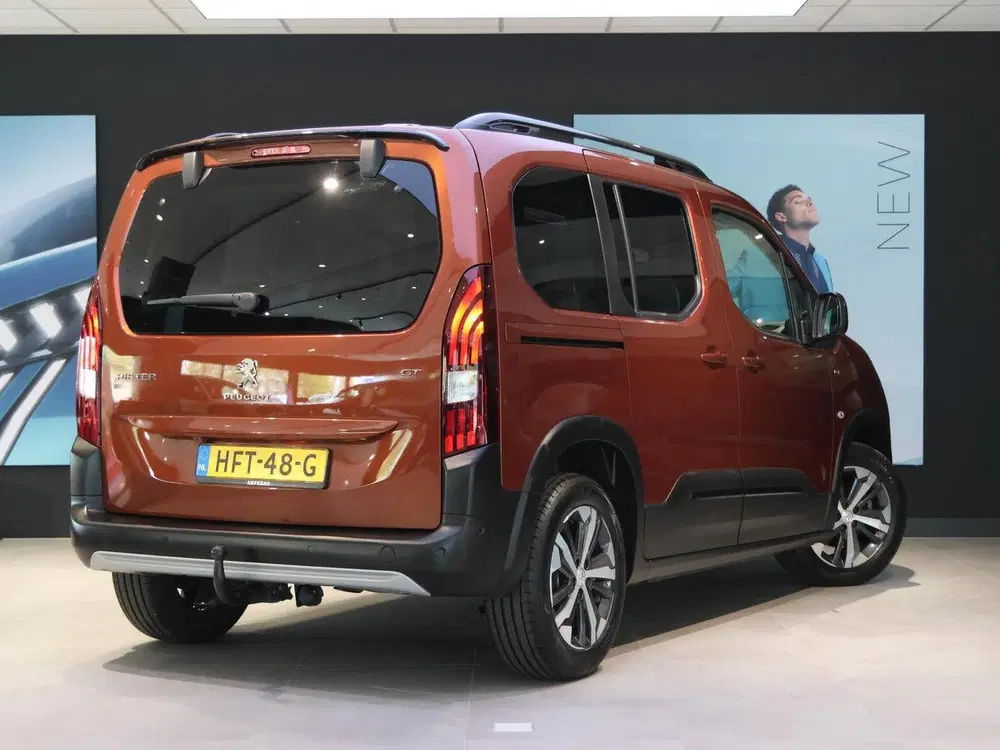 Peugeot Rifter MPV GT 130 pk Automaat uit 2022, foto 3