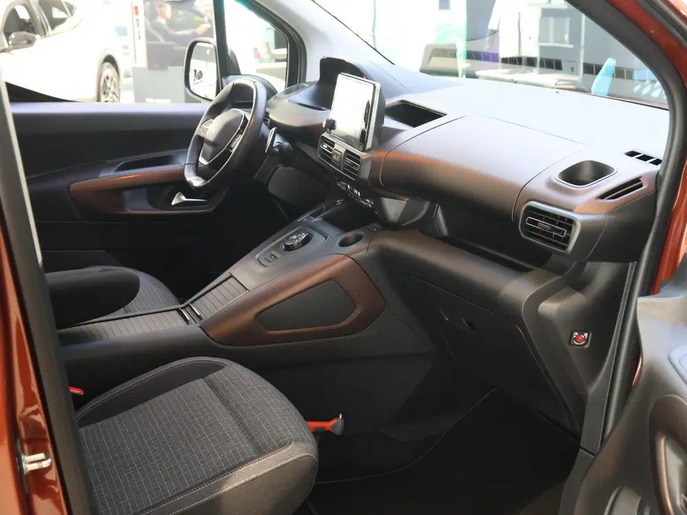 Peugeot Rifter MPV GT 130 pk Automaat uit 2022, foto 5