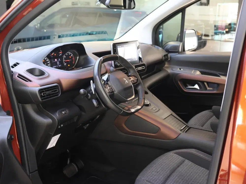 Peugeot Rifter MPV GT 130 pk Automaat uit 2022, foto 9