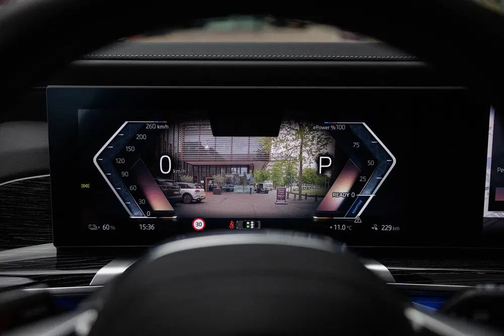 BMW i7 I7 eDrive50 106kWh M Sport (455pk) Lage KM uit 2025, foto 9