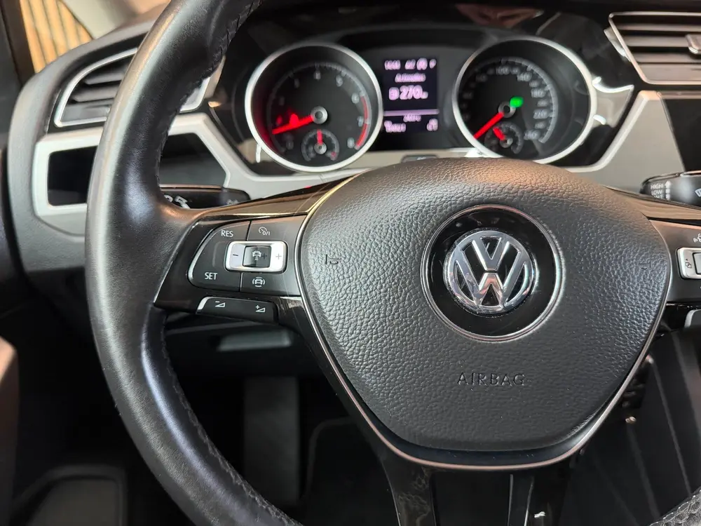 Volkswagen Touran 1.5 TSI Business CAMERA|AUTOMAAT|ADAPT CRU uit 2019, foto 19