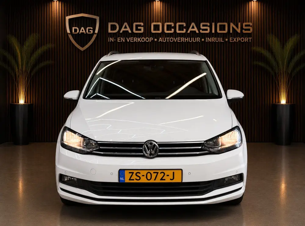 Volkswagen Touran 1.5 TSI Business CAMERA|AUTOMAAT|ADAPT CRU uit 2019, foto 3