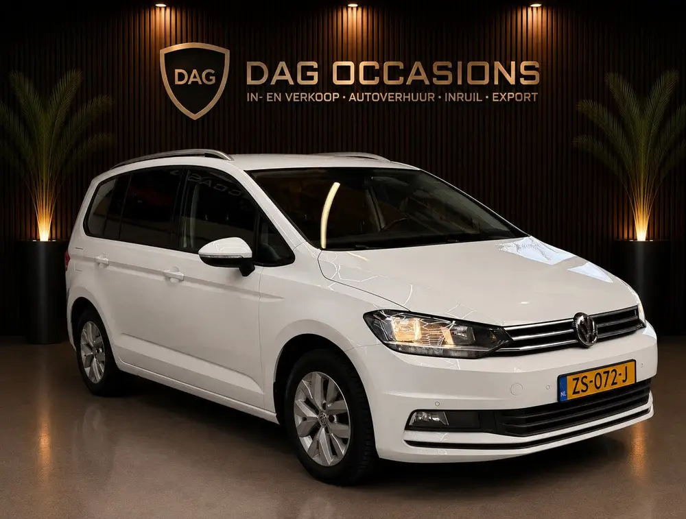 Volkswagen Touran 1.5 TSI Business CAMERA|AUTOMAAT|ADAPT CRU uit 2019, foto 4
