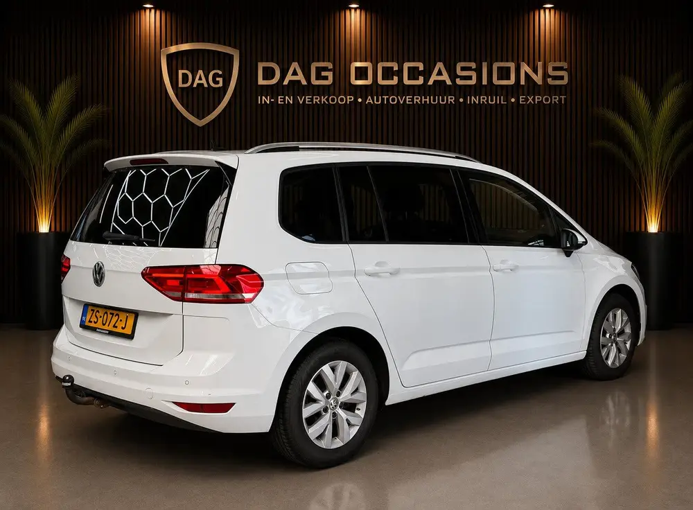 Volkswagen Touran 1.5 TSI Business CAMERA|AUTOMAAT|ADAPT CRU uit 2019, foto 6