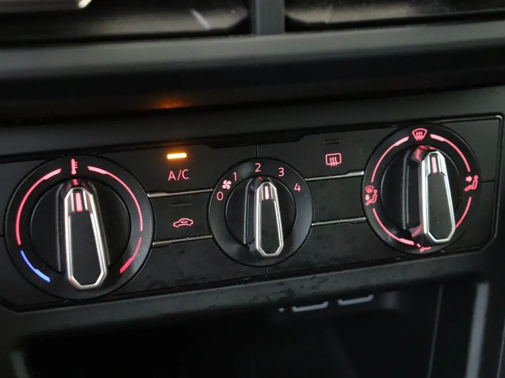 Volkswagen Polo 1.0 MPI Comfortline | Navigatie | Apple Carp uit 2019, foto 20
