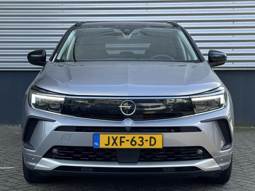 Opel Grandland Elegance 1.6 PHEV 225pk Hybrid e-EAT8 uit 2022, foto 2
