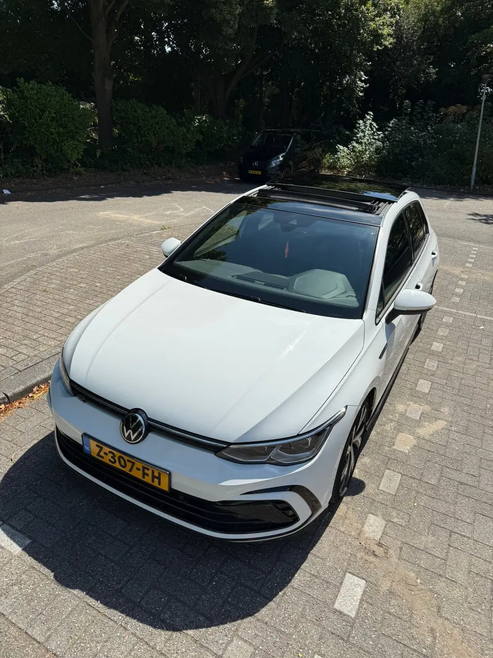 Volkswagen Golf 1.5 Etsi 150pk 7-DSG 2021 R-Line Panoramadak uit 2021, foto 4