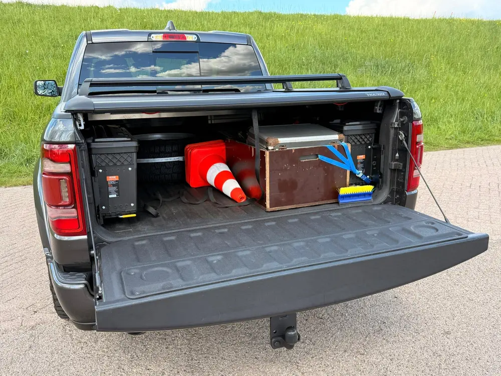 Dodge Ram 1500 5.7 HEMI V8 4x4 Crew Cab Big Horn CUSTOM COPP uit 2019, foto 18