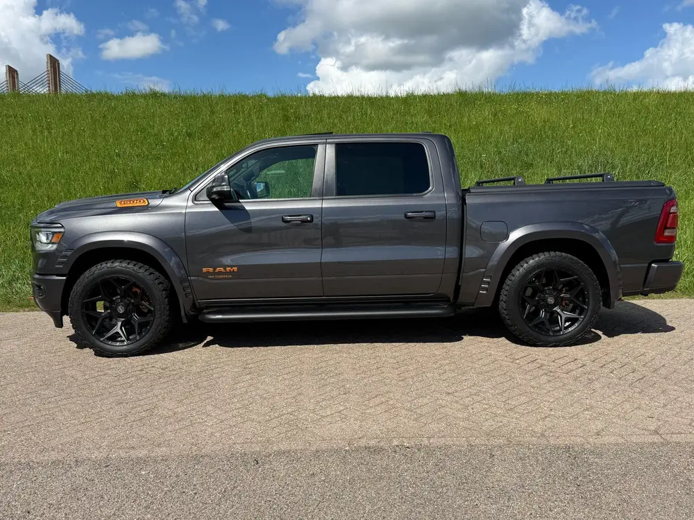 Dodge Ram 1500 5.7 HEMI V8 4x4 Crew Cab Big Horn CUSTOM COPP uit 2019, foto 2