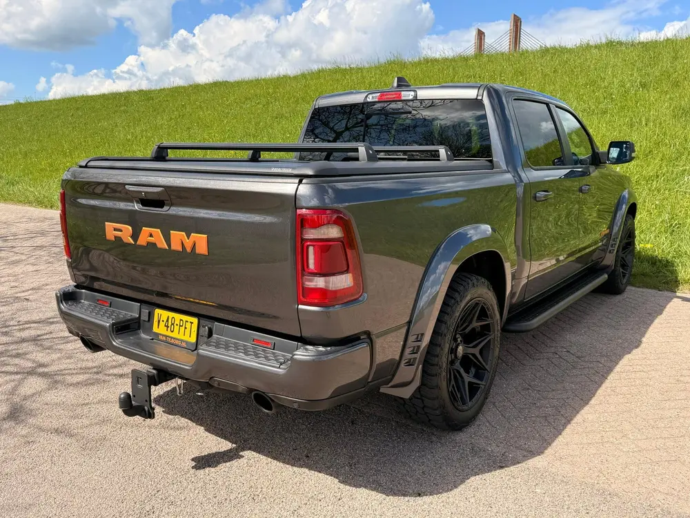 Dodge Ram 1500 5.7 HEMI V8 4x4 Crew Cab Big Horn CUSTOM COPP uit 2019, foto 5