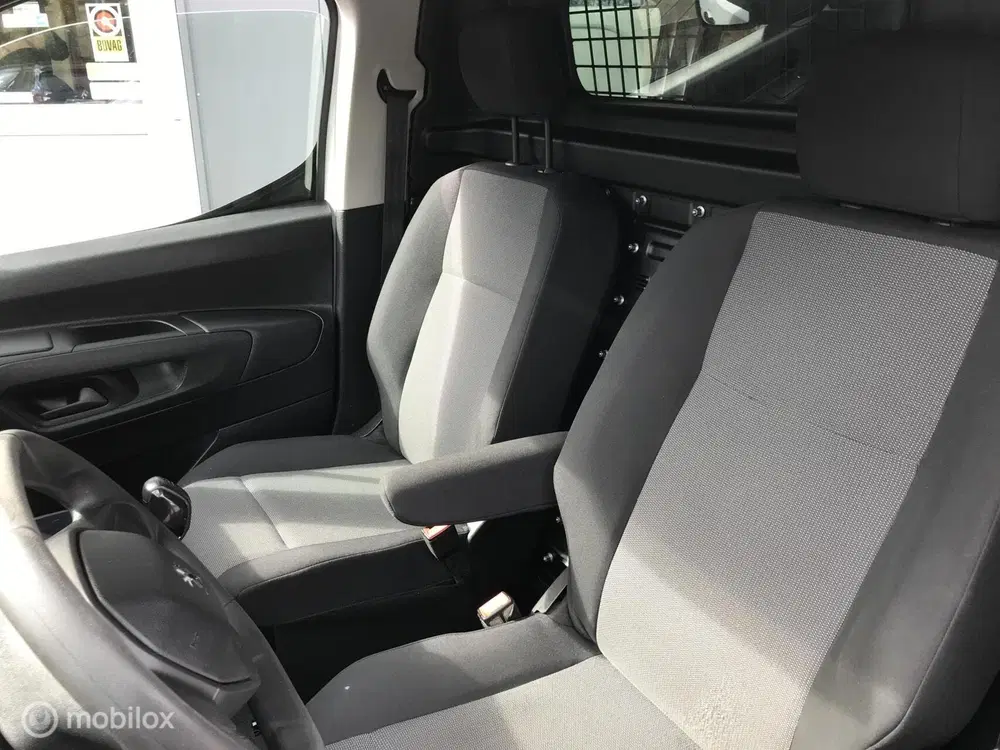 Peugeot Partner 1.6 BlueHDI Premium uit 2019, foto 13