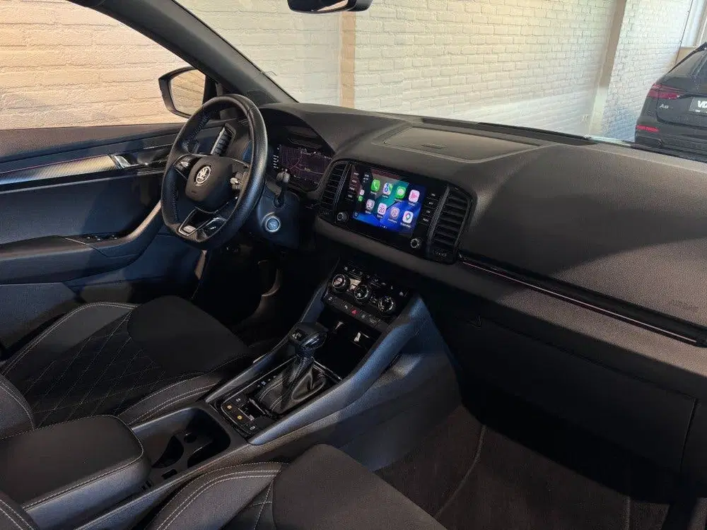 Skoda Karoq 1.5 TSI Sportline Business Stoel- stuurver uit 2021, foto 2