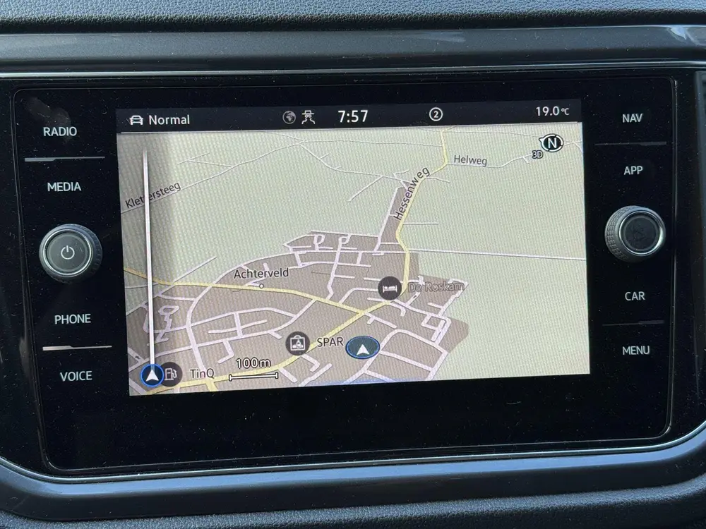 Volkswagen T-Roc 1.5 TSI Sport,19`,Navi,Carpl,Cam,Led,Cruise uit 2022, foto 20