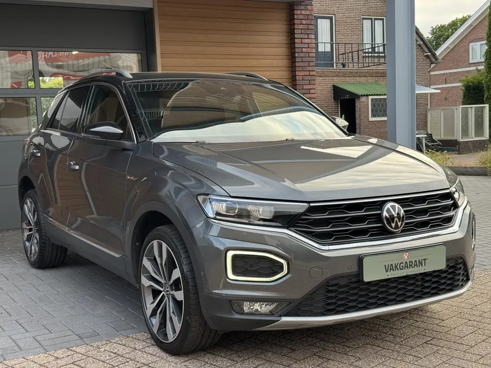 Volkswagen T-Roc 1.5 TSI Sport,19`,Navi,Carpl,Cam,Led,Cruise uit 2022, foto 3