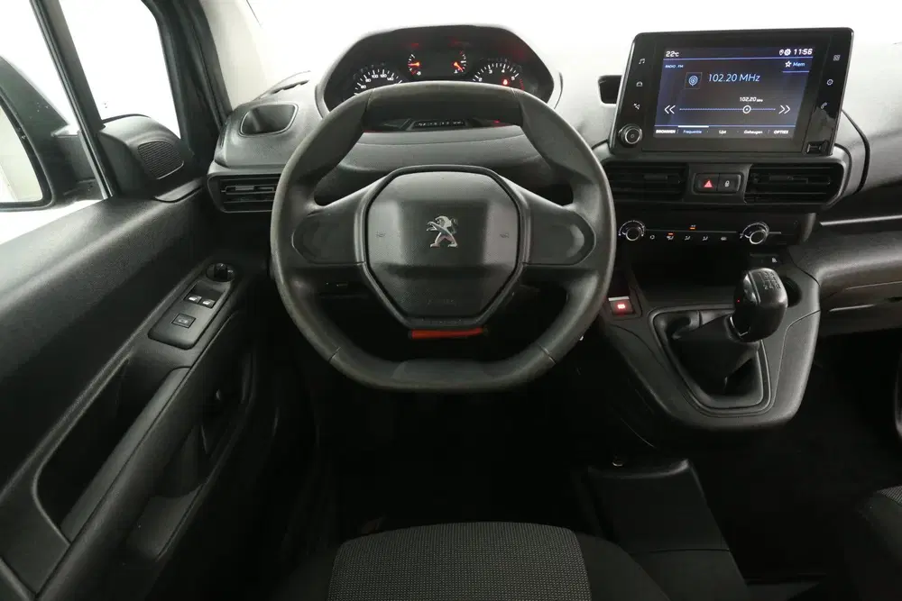 Peugeot Partner 1.5 BlueHDI Premium uit 2019, foto 2