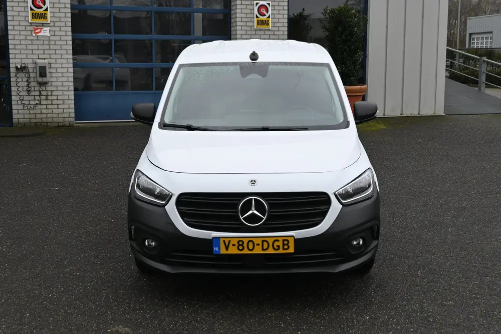 Mercedes-Benz Citan 110 CDI L2 Pro 3 Zitplaatsen uit 2024, foto 2