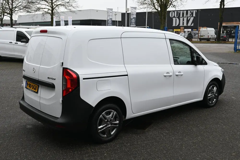 Mercedes-Benz Citan 110 CDI L2 Pro 3 Zitplaatsen uit 2024, foto 3