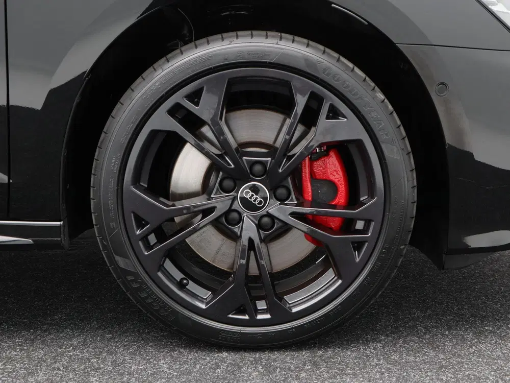 Audi A3 45 TFSi 272 Pk e S-line Competition uit 2025, foto 7