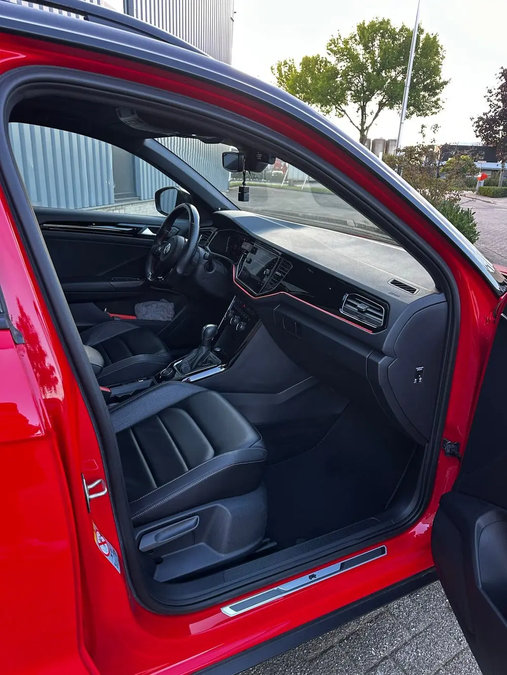 Volkswagen T-Roc 2.0 TSI 300pk 4Motion 7-DSG NAP Akra pano uit 2019, foto 12