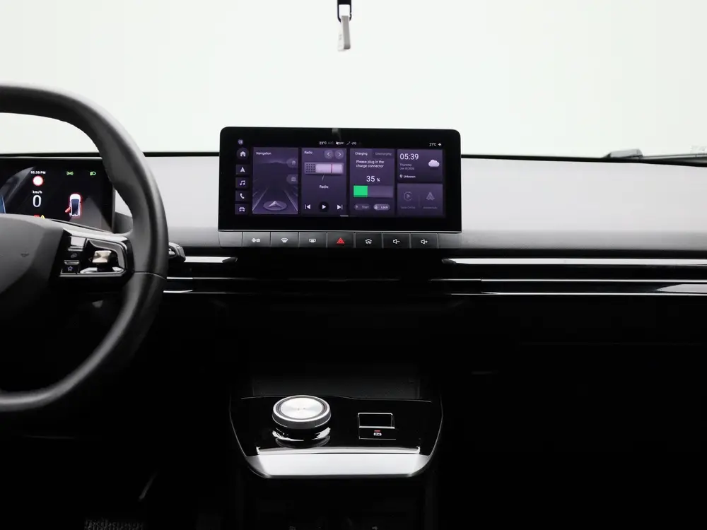 MG MG4 Long Range Luxury 64 kWh uit 2023, foto 9