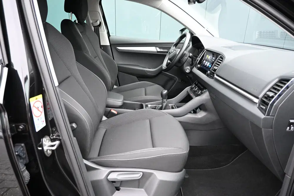 Skoda Karoq 1.0 TSI Business Edition trekhaak (bj 2023 uit 2023, foto 11