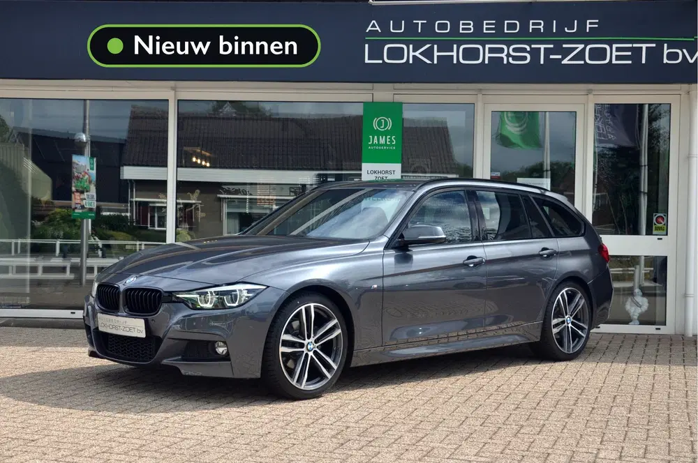 BMW 3-serie 3 Serie Touring 320i M-Sport Edition uit 2019