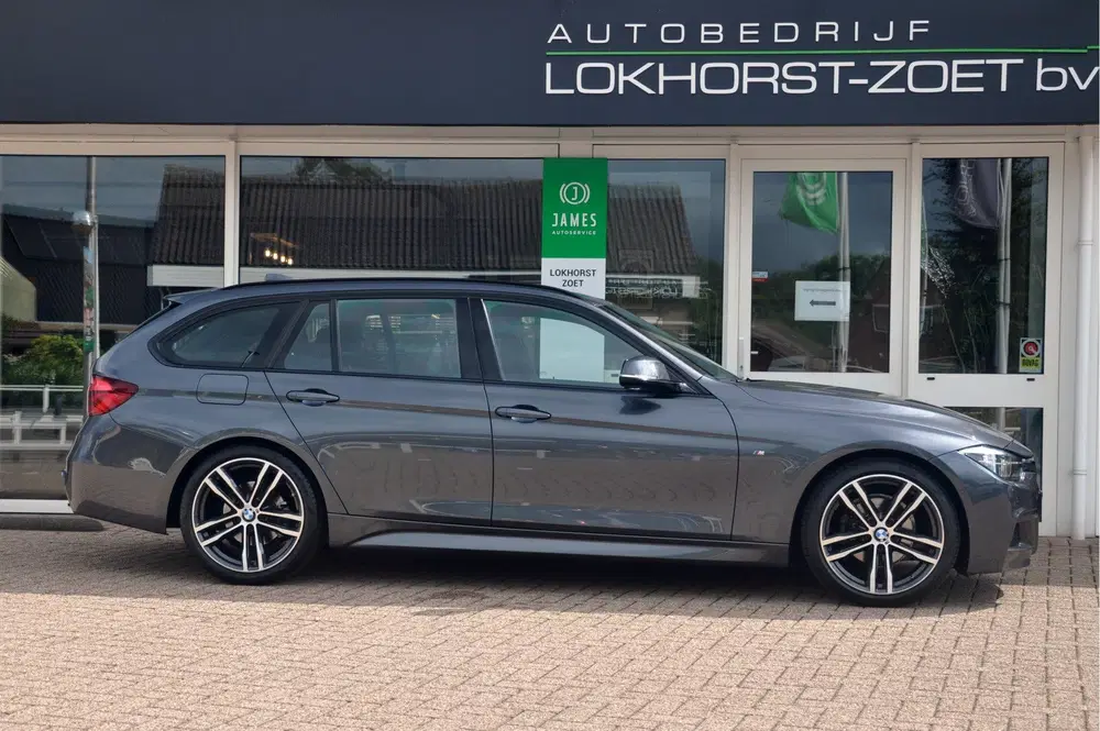 BMW 3-serie 3 Serie Touring 320i M-Sport Edition uit 2019, foto 7